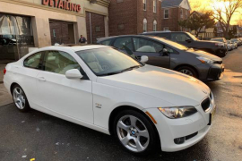 BMW 328 xi Coupe - Super clean/new - Low Mileage